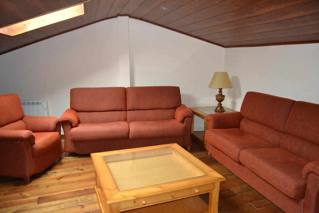 Hostal La Muntanya Castellar De N'Hug Buitenkant foto