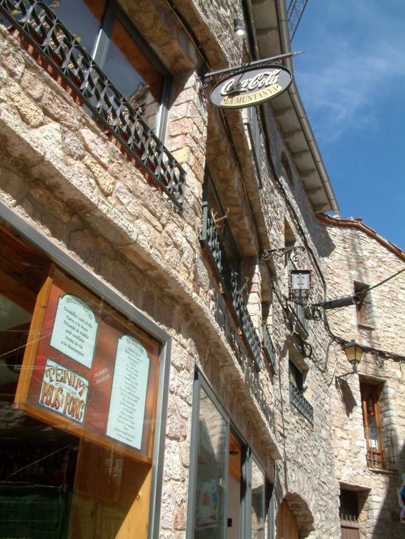 Hostal La Muntanya Castellar De N'Hug Buitenkant foto